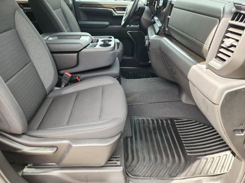 Used 2024 Chevrolet Silverado 1500 LT AWD/4WD image 14