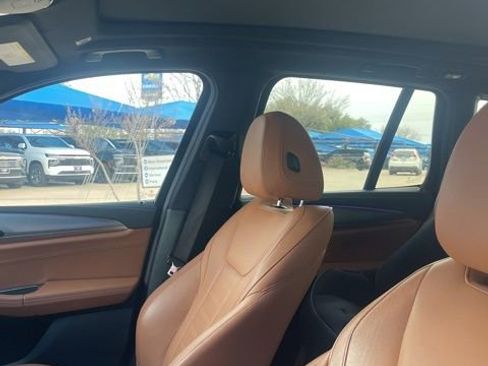 Used 2021 BMW X3 sDrive30i w/ Executive Package image 9