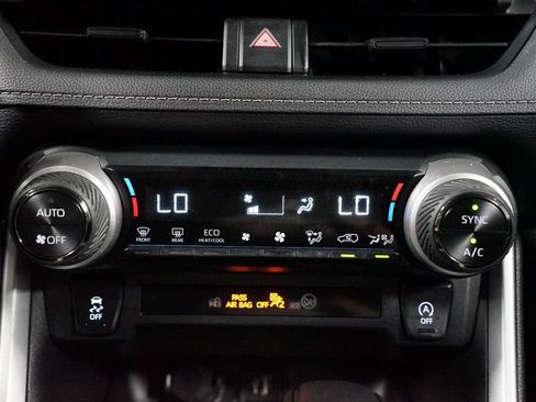 Certified 2023 Toyota RAV4 XLE FWD image 20