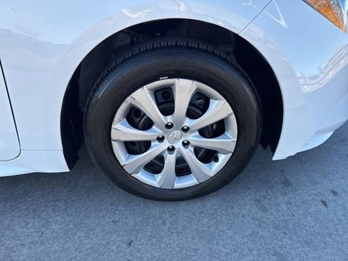 Used 2025 Toyota Corolla LE image 11
