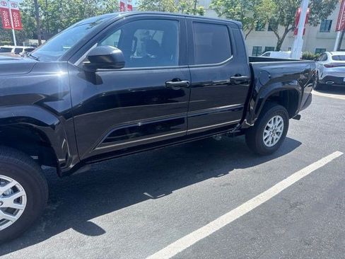 Used 2025 Toyota Tacoma SR w/ SR Upgrade Package RWD image 2
