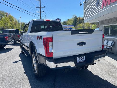 Used 2017 Ford F250 Lariat w/ Lariat Ultimate Package AWD/4WD image 5