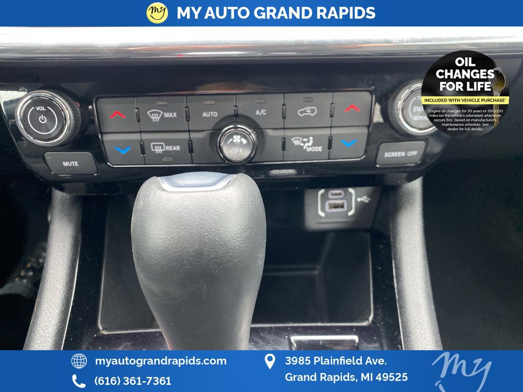Used 2023 Jeep Compass Limited AWD/4WD image 27