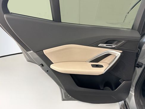 Used 2025 BMW X2 xDrive28i image 27