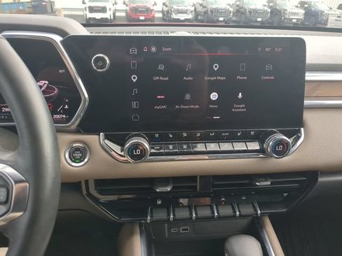 Used 2023 GMC Canyon Denali AWD/4WD image 21
