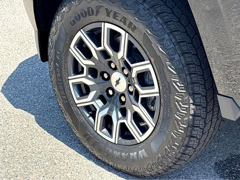 New 2026 Chevrolet Colorado Z71 AWD/4WD image 23