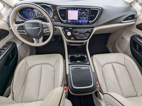 Used 2021 Chrysler Pacifica Limited w/ Premium & Safety Sphere Group AWD/4WD image 26