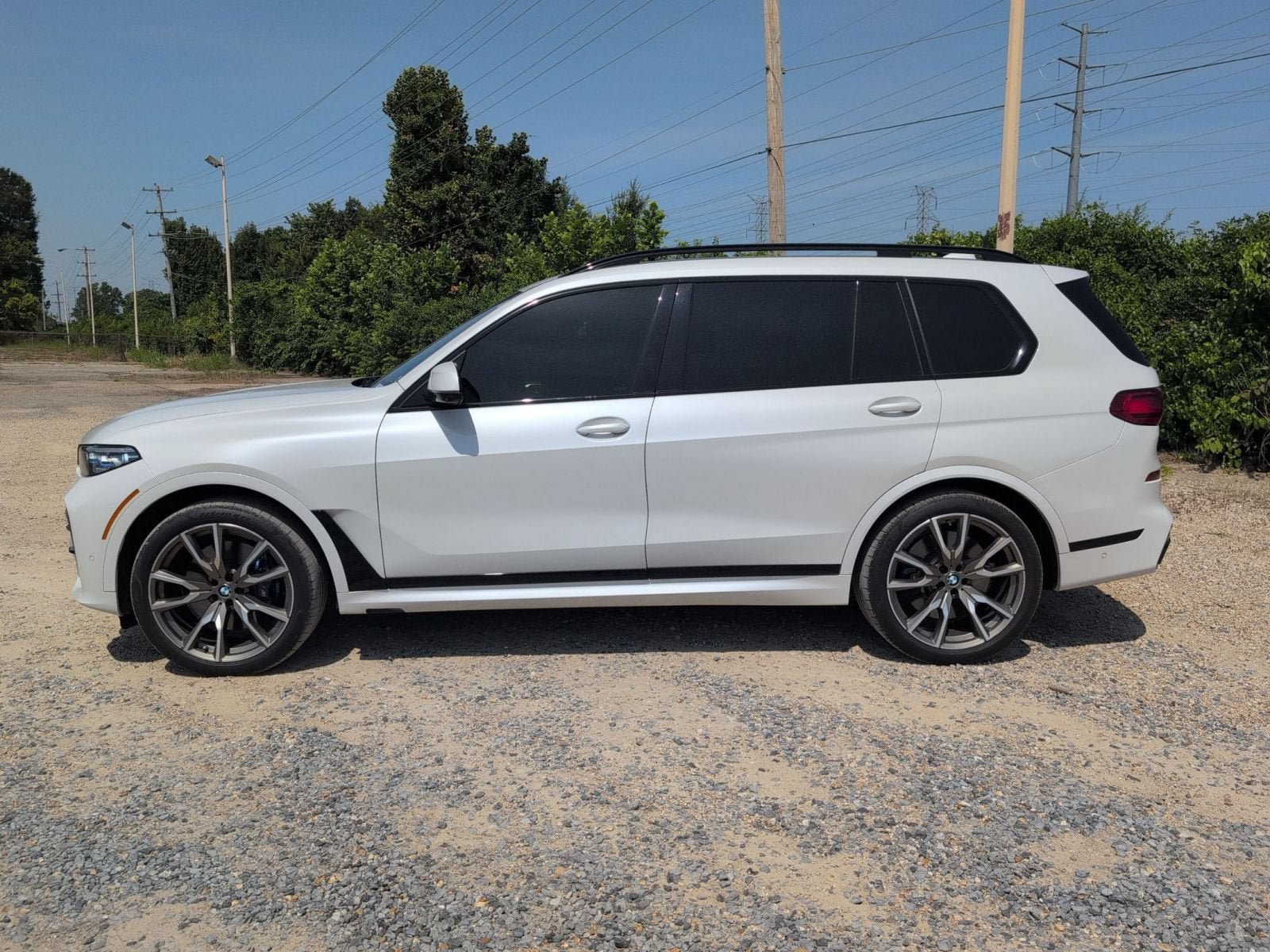 Used 2022 BMW X7 M50i w/ Dynamic Handling Package AWD/4WD image 2