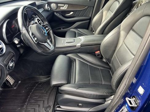 Used 2020 Mercedes-Benz GLC 300 4MATIC image 17