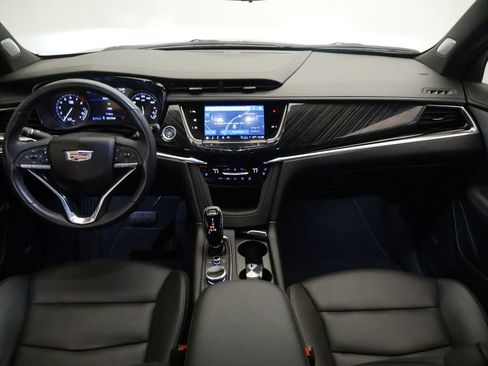 Used 2024 Cadillac XT6 Premium Luxury w/ Technology Package image 37