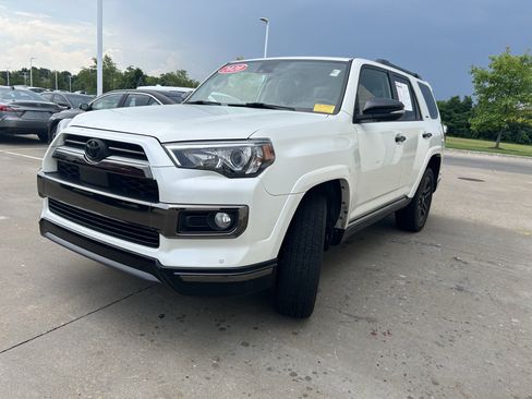 Used 2020 Toyota 4Runner Nightshade AWD/4WD image 3