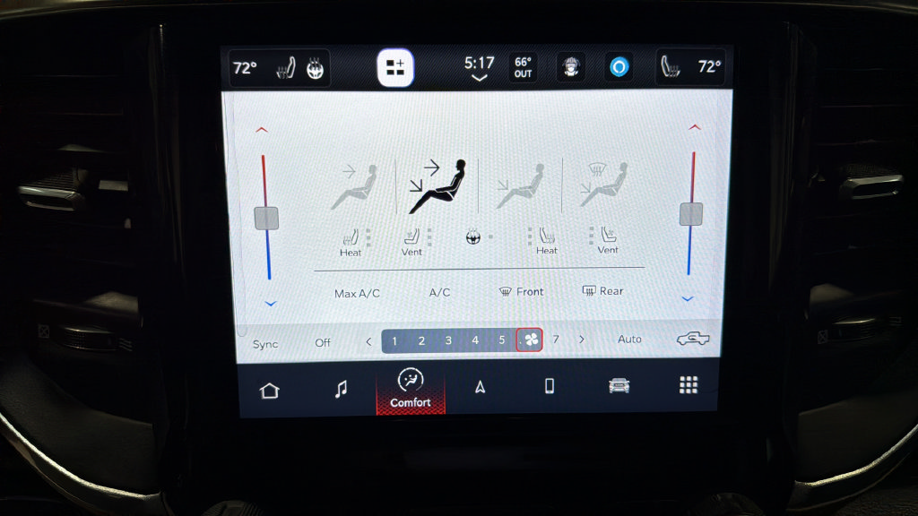 Used 2022 RAM 1500 Laramie AWD/4WD image 31