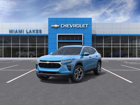 New 2026 Chevrolet Trax LT w/ Driver Confidence Package FWD image 8
