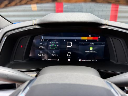Used 2024 Chevrolet Corvette Stingray Preferred Conv w/ Battery Protection Package RWD image 32