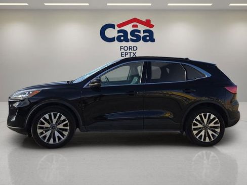 Used 2020 Ford Escape Titanium image 5