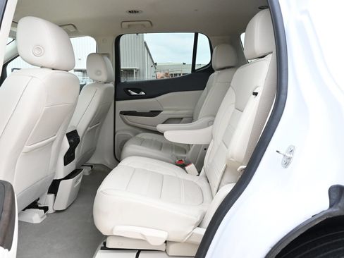Used 2023 GMC Acadia Denali AWD/4WD image 21