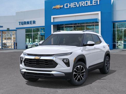 New 2026 Chevrolet TrailBlazer LT w/ LT Cold Weather Package AWD/4WD image 6