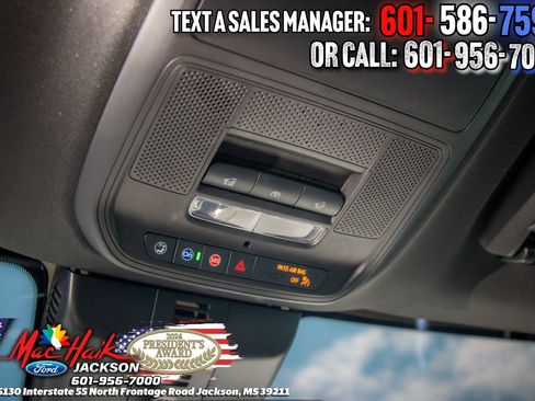 Used 2024 Chevrolet Traverse Z71 w/ Enhanced Driving Package image 23