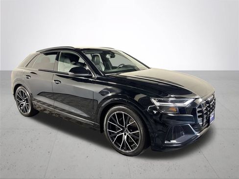 Used 2021 Audi SQ8 Premium Plus w/ SQ8 Black Optic Package AWD/4WD image 4