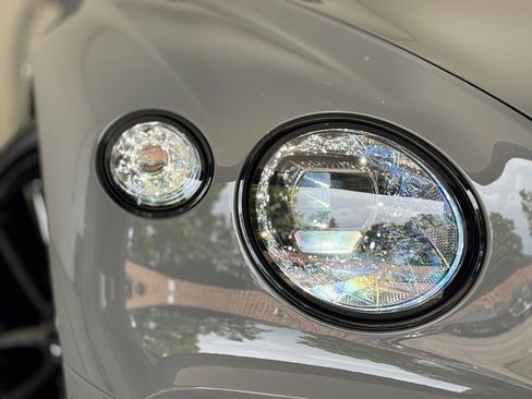 New 2024 Bentley Continental GT V8 image 30