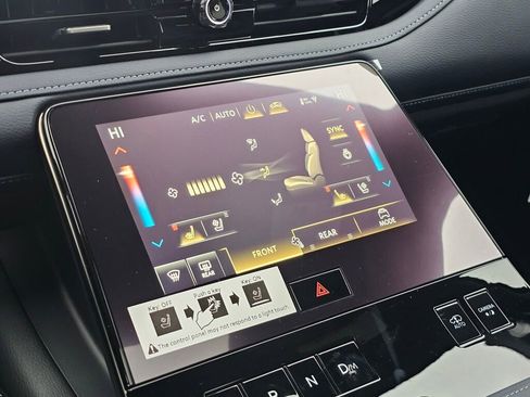 New 2026 INFINITI QX80 4WD image 36