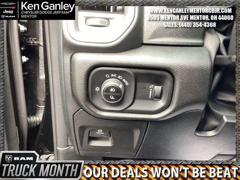 New 2026 RAM 1500 4x4 Crew Cab image 9