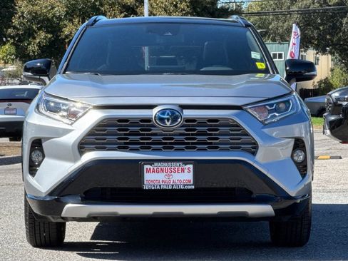 Used 2019 Toyota RAV4 XSE image 8