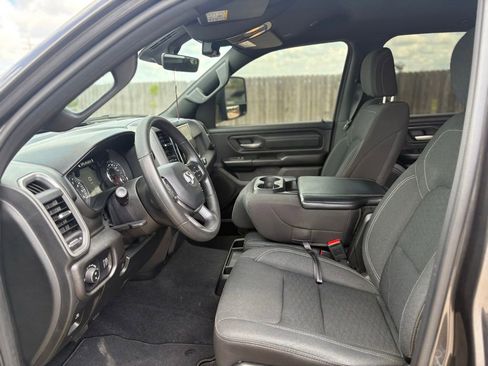 Used 2025 RAM 1500 Classic Warlock AWD/4WD image 9