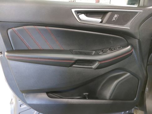 Used 2024 Ford Edge ST-Line image 29