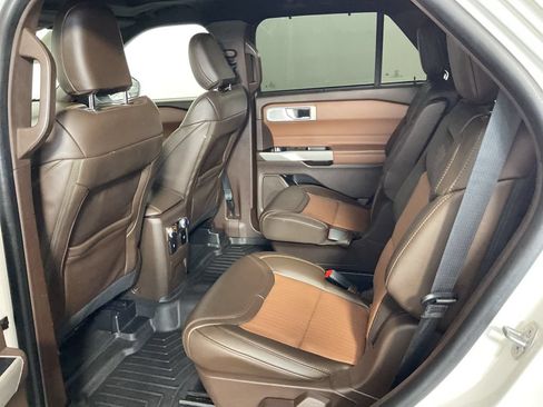 Used 2022 Ford Explorer King Ranch w/ Premium Technology Package AWD/4WD image 20