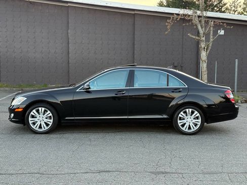 Used 2009 Mercedes-Benz S 550 4MATIC image 4