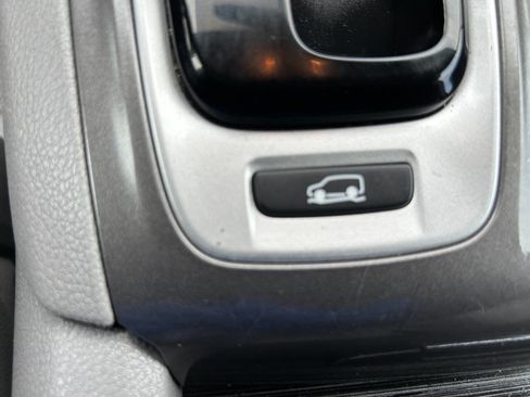 Used 2016 Honda Pilot EX-L image 21