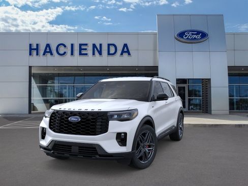 New 2026 Ford Explorer ST-Line w/ ST-Line Street Pack RWD image 2