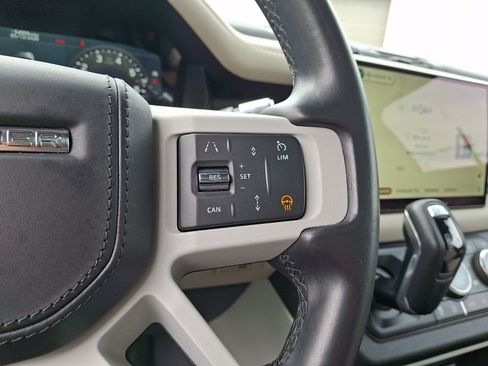 Used 2022 Land Rover Defender 110 X-Dynamic HSE AWD/4WD image 21