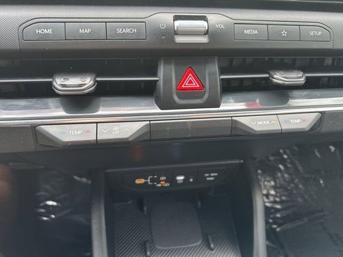 Used 2025 Kia K4 EX image 20