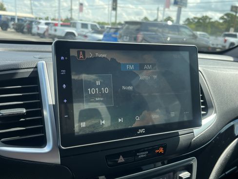 Used 2017 Honda Ridgeline Black Edition image 24