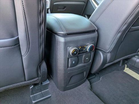 Used 2024 Ford Explorer XLT w/ Equipment Group 202A RWD image 26