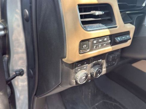 Used 2023 Chevrolet Tahoe Premier w/ Advanced Technology Package AWD/4WD image 9