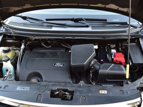 Used 2011 Ford Edge Limited image 12