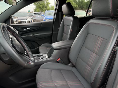 Used 2023 Chevrolet Equinox RS image 24