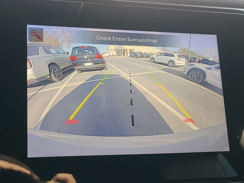 Used 2022 Jeep Wagoneer Series II w/ Rear Seat Video Group 1 image 15