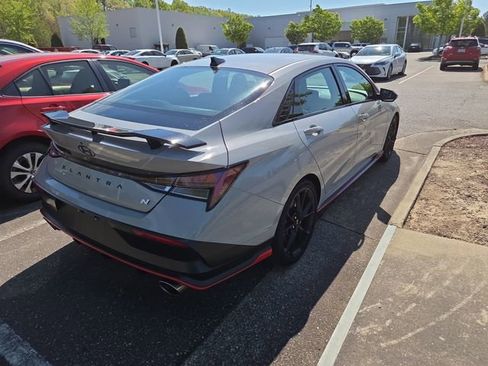 Used 2025 Hyundai Elantra N image 3