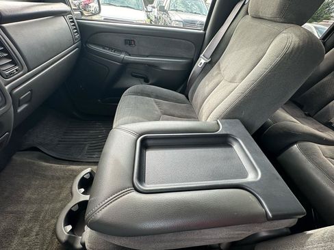 Used 2003 Chevrolet Silverado 2500 LS RWD image 24