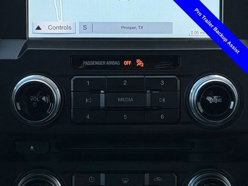 Used 2018 Ford F150 Platinum w/ Equipment Group 701A Luxury image 17