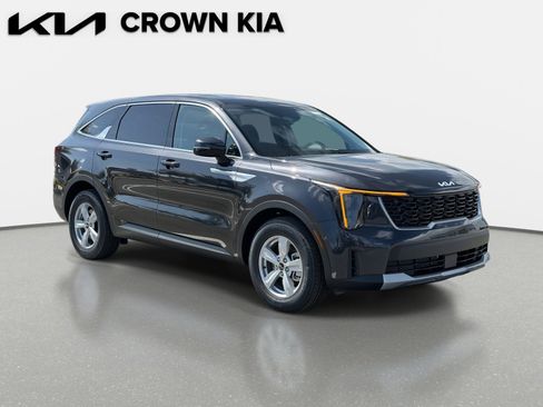 New 2026 Kia Sorento LX FWD image 3