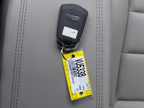 Certified 2023 Cadillac XT4 Luxury FWD image 30