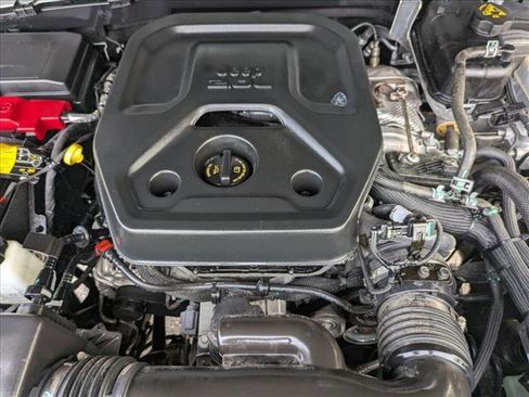 Used 2023 Jeep Wrangler Sport image 21