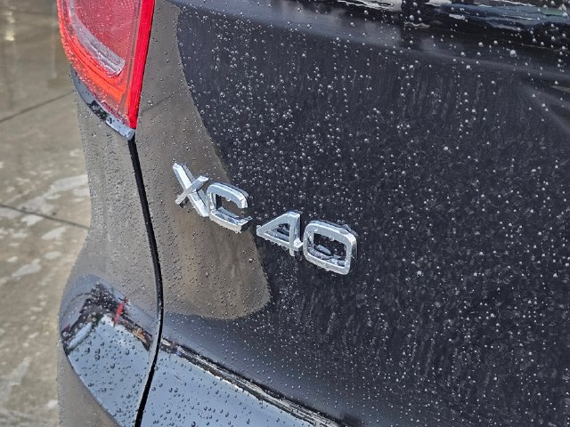 Used 2023 Volvo XC40 P8 Recharge Ultimate AWD/4WD image 10