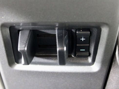 Used 2022 Ford F350 XLT w/ XLT Value Package image 26