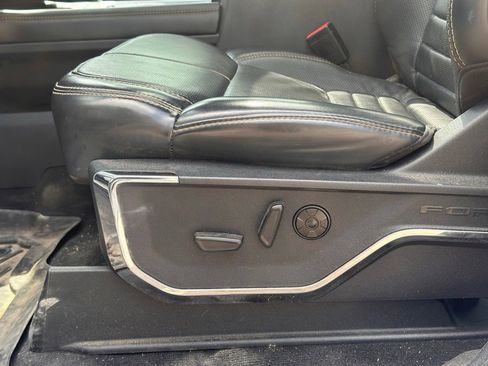 Used 2024 Ford F250 Platinum image 24
